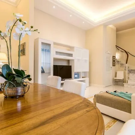 Luxury Fiammetta Near Beach Villa *