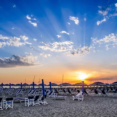 Luxury Fiammetta Near Beach Viareggio